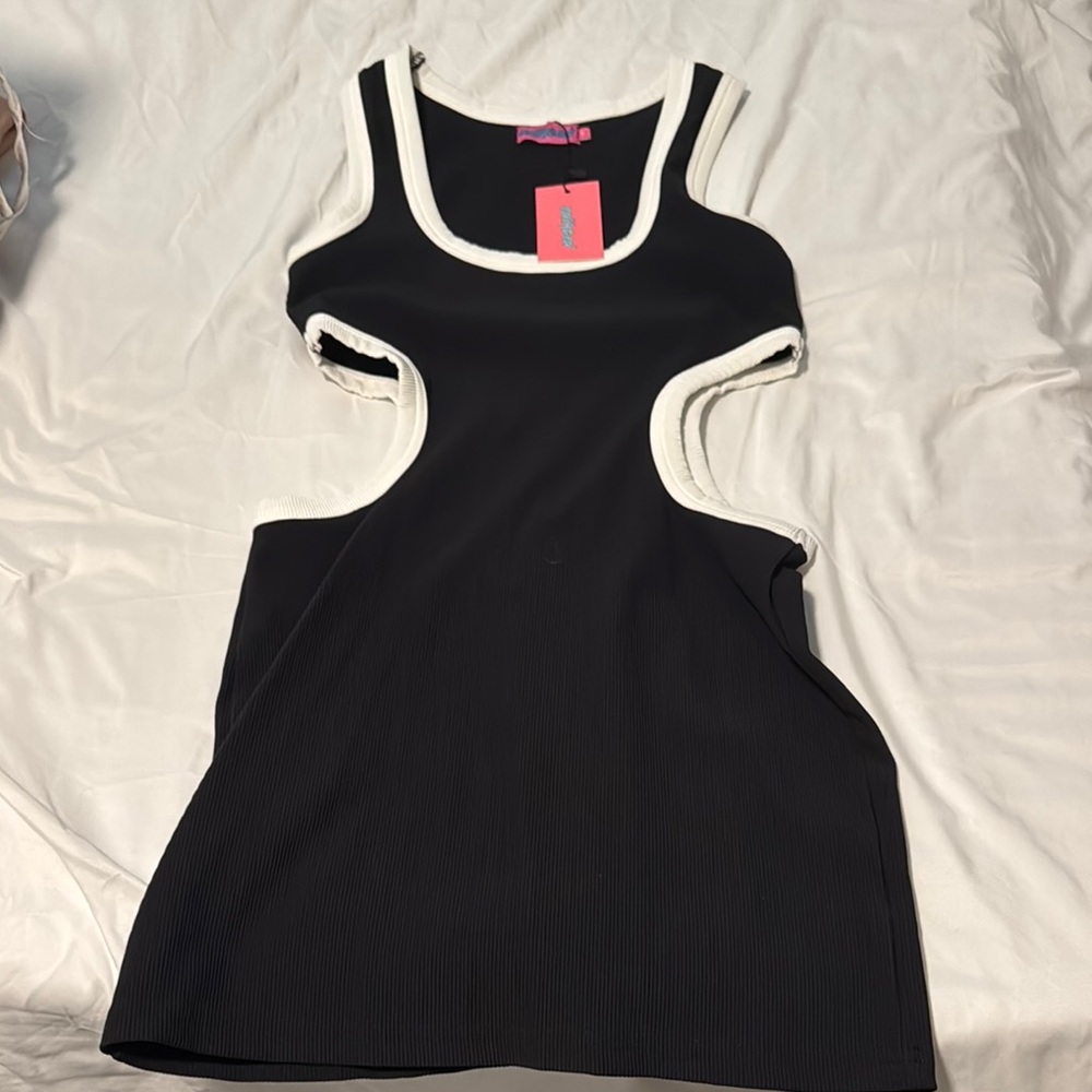 Edikted Black and White Bodycon Dress Scoop Neck Sleeveless